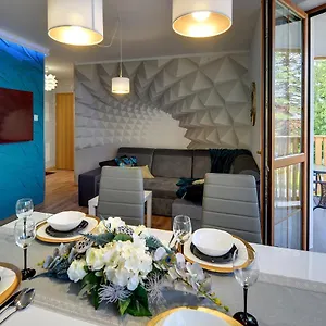 apartament-szmaragdowy.karpacz-hotel.com/