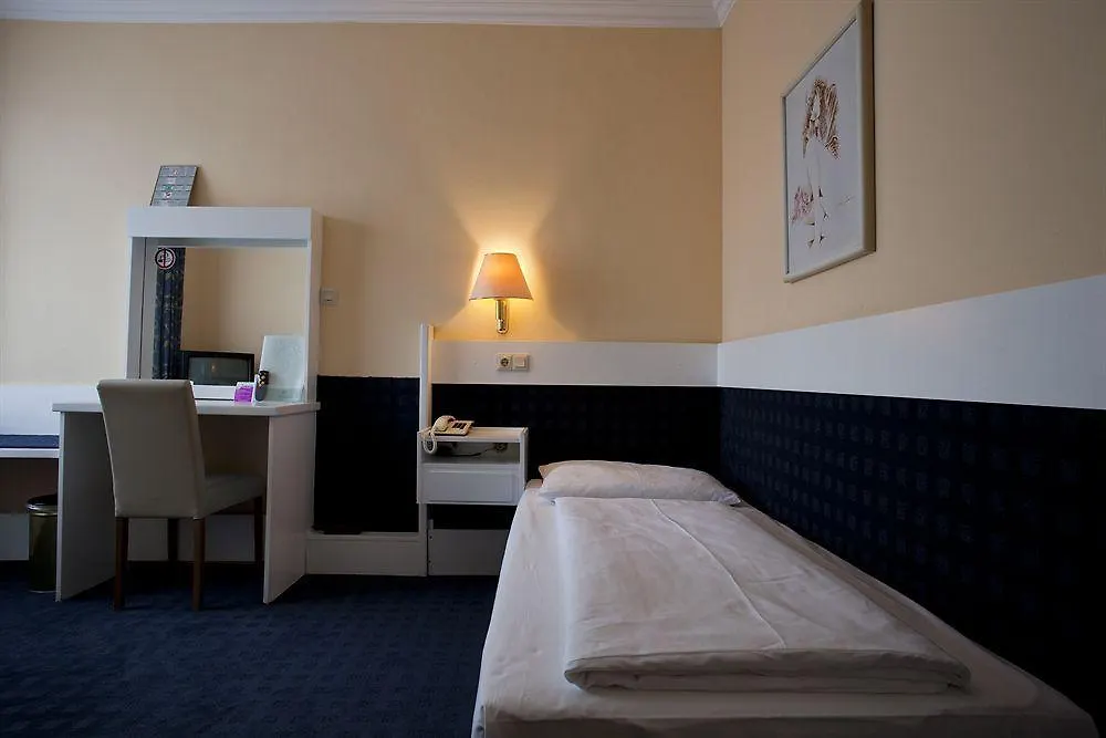 Pension Pharmador Vienna 3*,