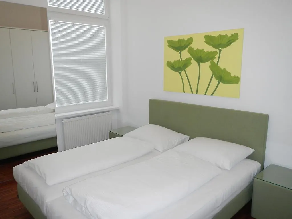 *** Bed & Breakfast Pension Pharmador Vienna Austria