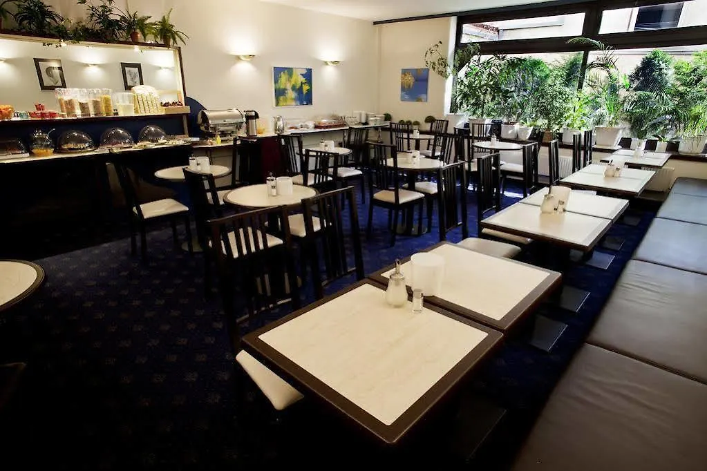 Pension Pharmador Vienna Bed & Breakfast